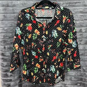 New York and Company shirt with 3/4 sleeve